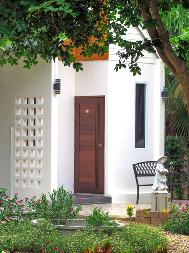 Others 2, Premnattra Garden House, Muang Chai Nat