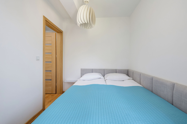 Bedroom 3, Apartament Kolorowe Balkony by Renters, Kamień
