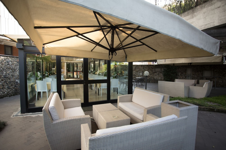 Food & Drinks 4, iH Hotels Milano Eur - Trezzano sul Naviglio, Milano