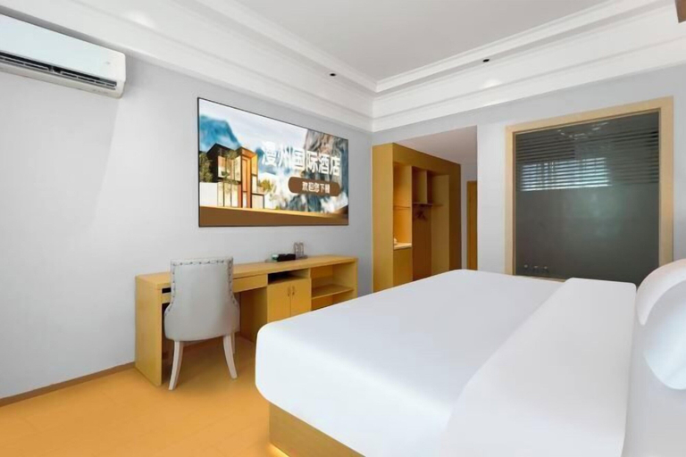 Bedroom 1, man'zhouguo'ji'jiu'dian（anhuaxiyuejiudian), Yiyang