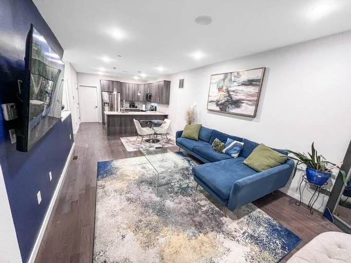 Others 5, Yanne's Place - Dual-Lounge, Philadelphia