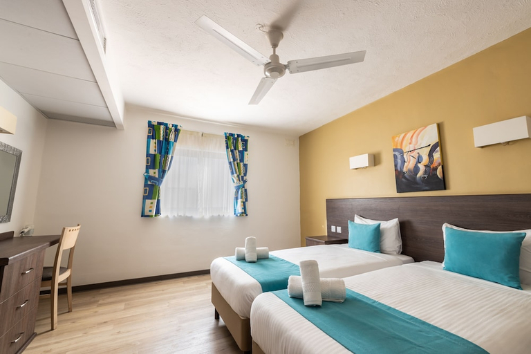 Bedroom 2, Sunseeker Holiday Complex, Saint Paul's Bay
