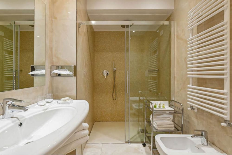 Bathroom 4, Olivi Thermae And Natural Spa, Brescia