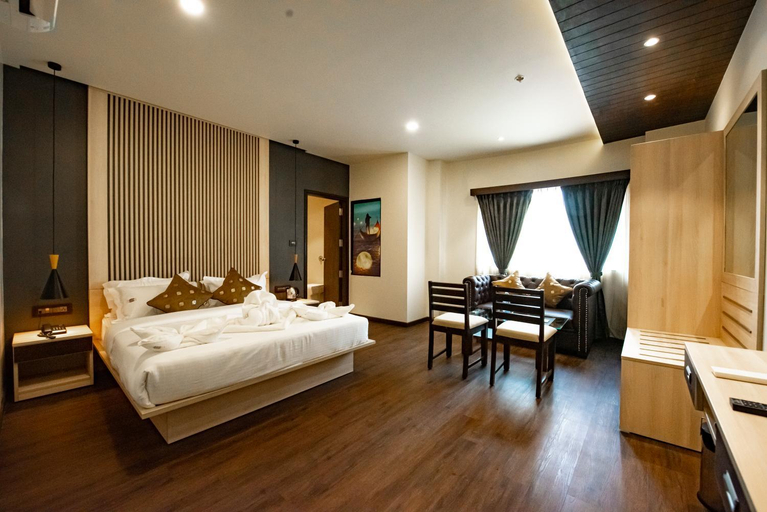 3, The Royal Palace, Thane