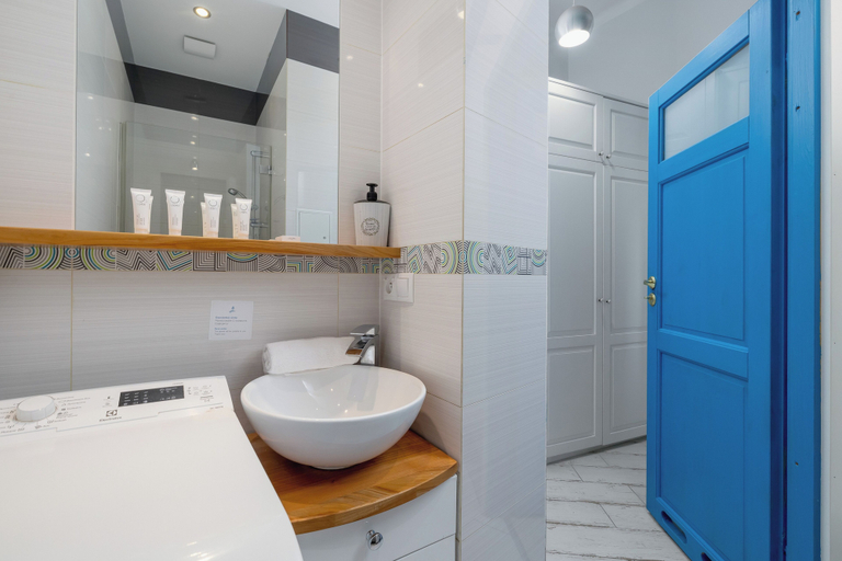 Bathroom 3, Antresola Centrum Krakowa by Renters, Kraków City