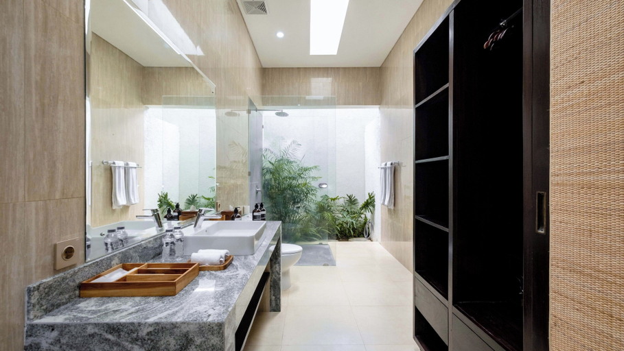 Bathroom 3, Villa Latima by Villa Finder, Badung