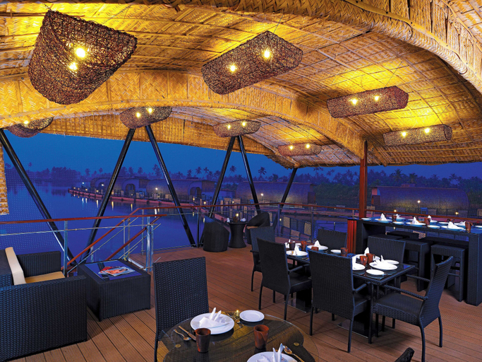 Food & Drinks 4, Boche Island By Oxygen Resort, Ernakulam