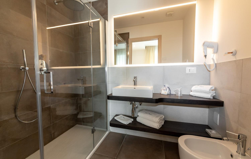 Others 5, Hotel Mayer, Venezia