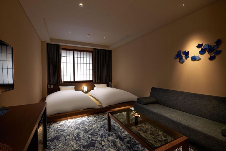 Bedroom 12