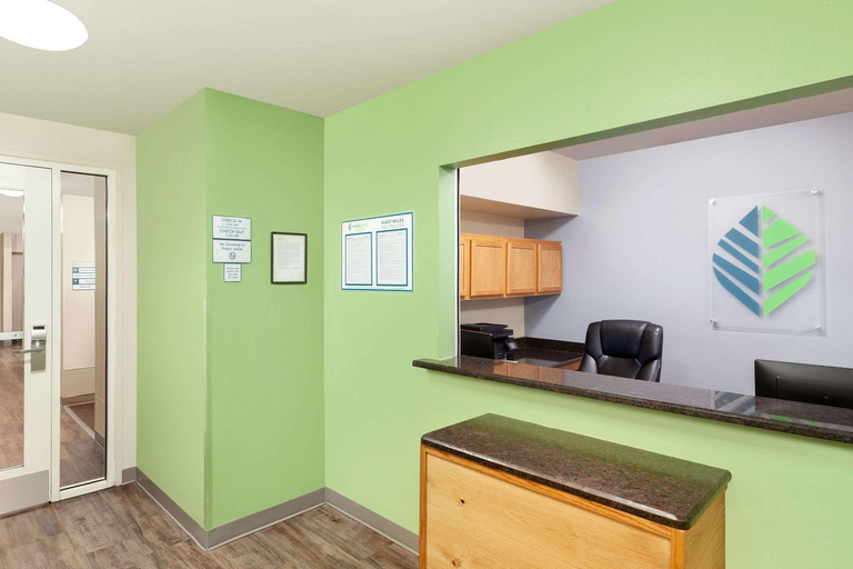 Public Area, WoodSpring Suites Sioux Falls, Minnehaha