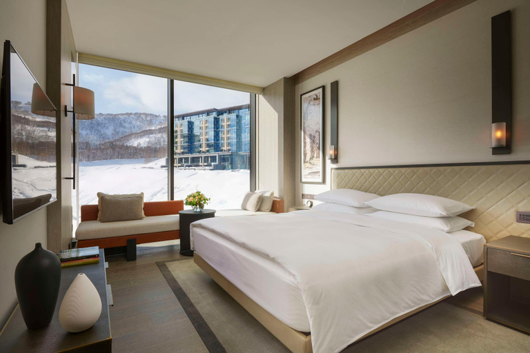 Bedroom 3, Park Hyatt Niseko Hanazono , Kutchan