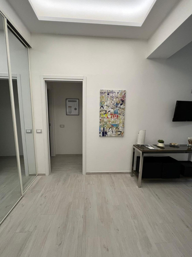 Others 3, Riviera Apartments, Pescara