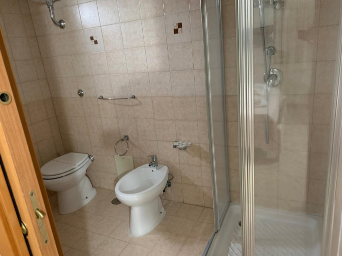 Bathroom 3, Hotel Due Pini Conte, Salerno