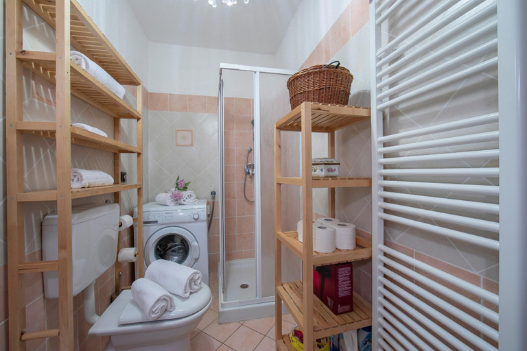 Room 3, Baita La Ciaburna Skiing Nearby, Torino