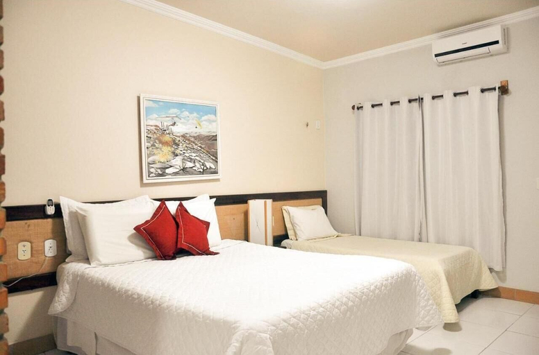 Bedroom 2, FAZENDA HOTEL PEDRA DOS VENTOS, Quixada