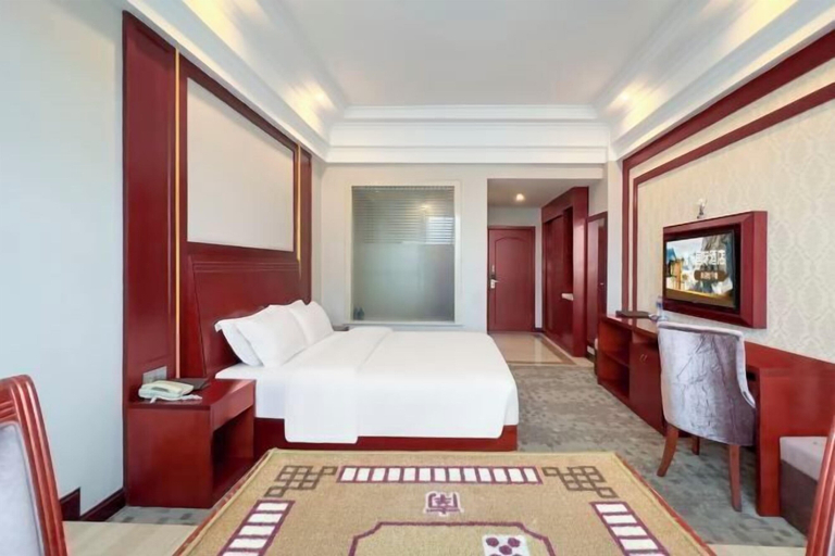 Bedroom 5, man'zhouguo'ji'jiu'dian（anhuaxiyuejiudian), Yiyang