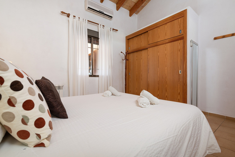 Room 5, Son March I in Mallorca, Baleares