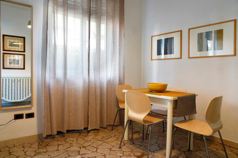 Others 4, Bed&Biker, Trento