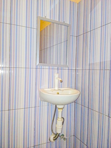 Bathroom 5, G-Rima HomeStay, West Manggarai