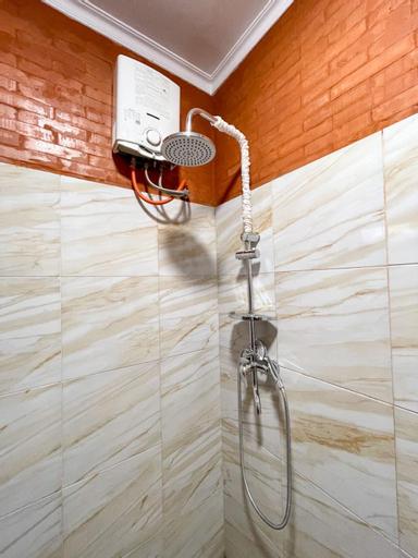 Bathroom 7