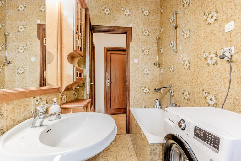 Bathroom 2, MARCONI31Eredia, Rome