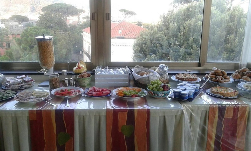 Food & Drinks 5, Cosmomare Hotel Sorrento, Napoli