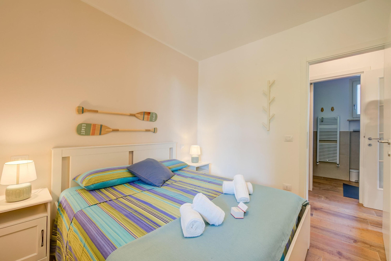 Bedroom 3, La Casa Accanto With Shared Pool, Brescia