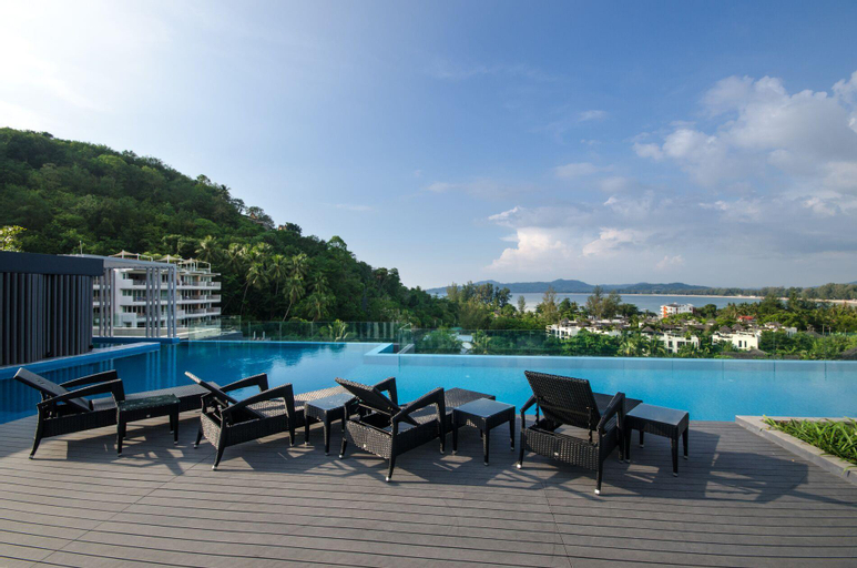 Aristo2 RM 705 Sea View Surin, Phuket Island