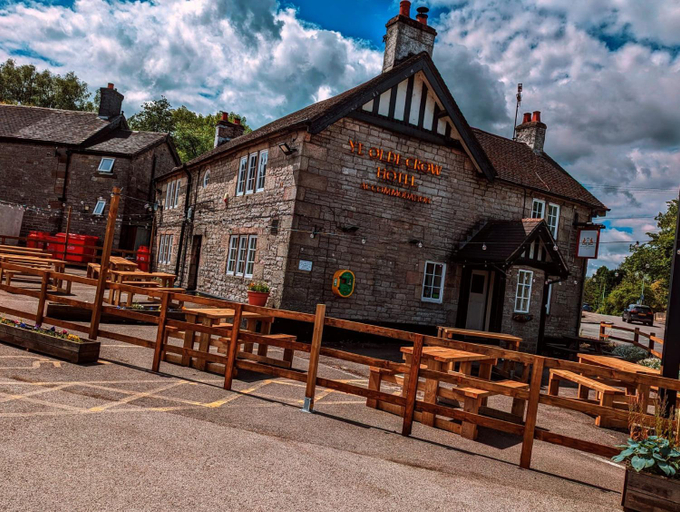 Others 5, Ye Olde Crown Inn, Staffordshire
