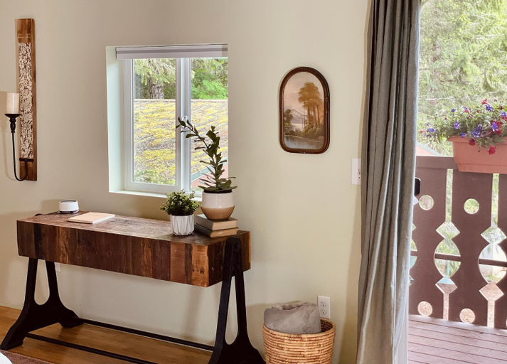 Others 4, Terra Vista Chalet, Clallam
