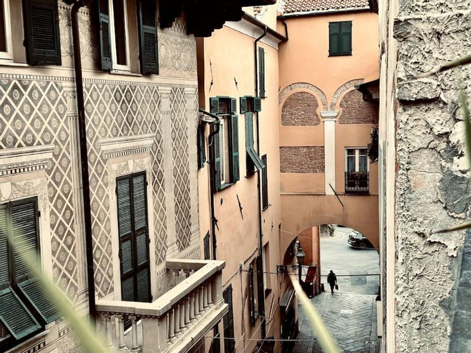 Exterior & Views 1, La terrazza sul centro, Savona