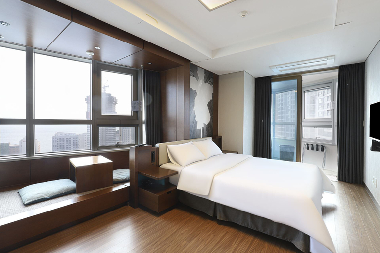 Bedroom 2, W Residence Hotel Haeundae, Haeundae