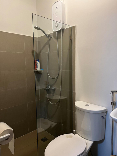 Bathroom 3, Mactan Cebu Guesthouse - ideal for friends & families, 3km from Mactan airport, Lapu-Lapu City