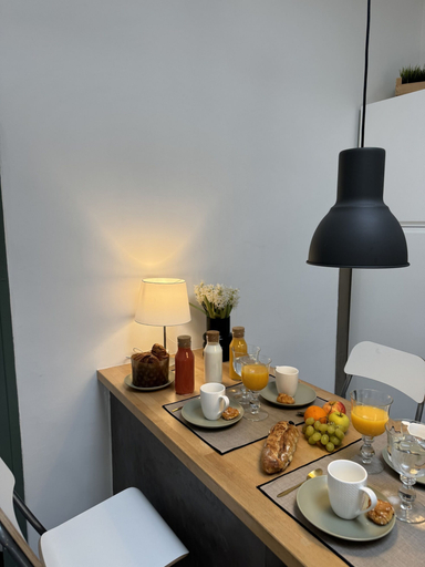 Food & Drinks, Maison Bacou Cité 4, Aude