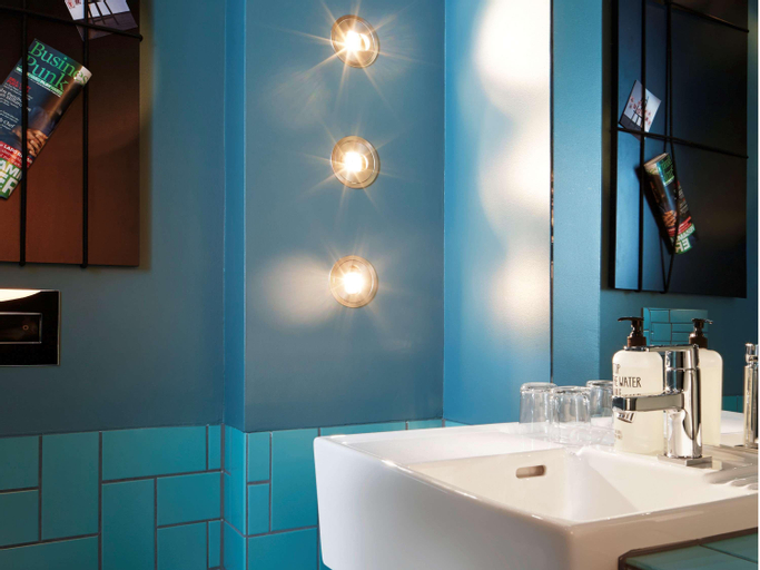 Bathroom 4