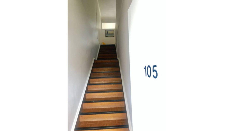Public Area, 3 BR Home in Bass Hill Close to Food and Shopping!, Bankstown - North-West