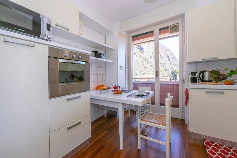 Others 3, Appartamento Il Golfo Lake View, Varese