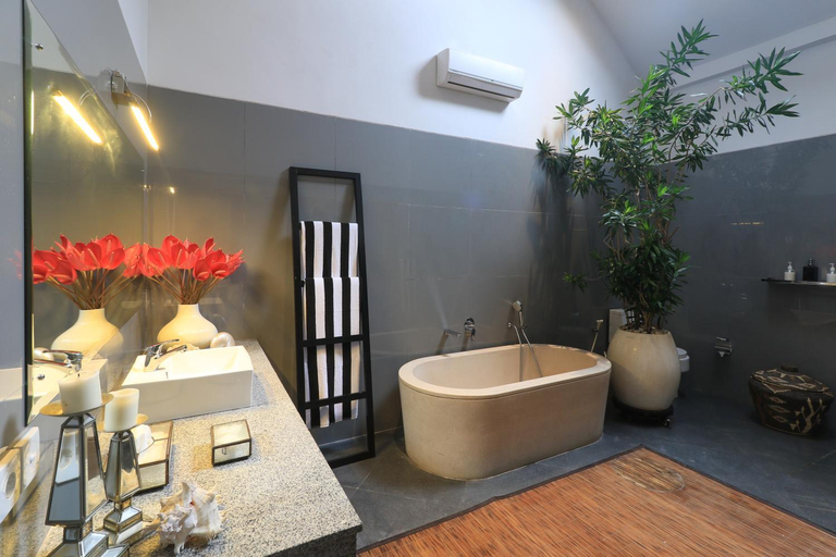 Bathroom 3, Villa Bloom 1 - 4 bedrooms, 4 bathrooms, private pool close to the beach, Badung