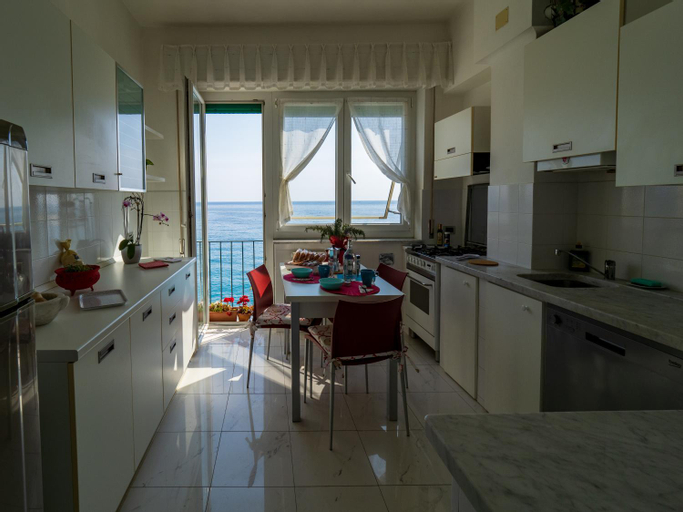 Dining Room 22