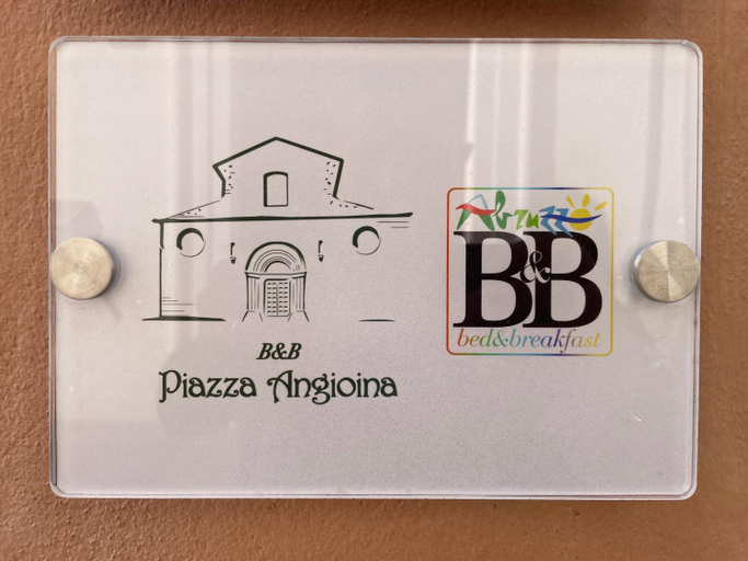 Others 3, B & B Piazza Angioina, L'Aquila