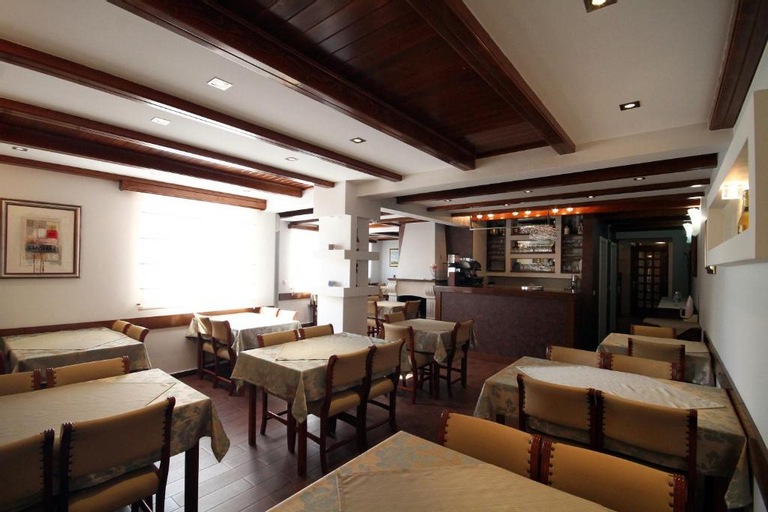 Food & Drinks 4, Hotel Bella Vista