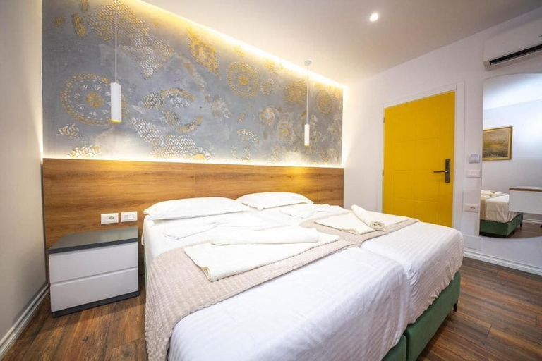 Bedroom 2, Downtown Boutique Studios, Tiranës