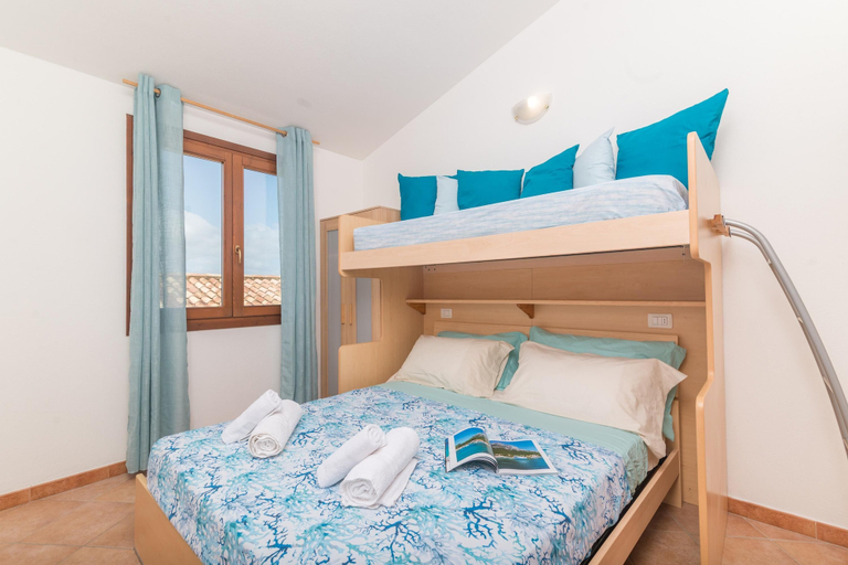Room 2, Nicole House With Stunning View And Pool, Olbia-Tempio