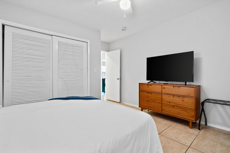 5, Citrus Isles Waterfront Home, Broward