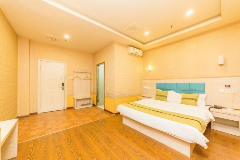 Bedroom 2, Changchun Jinsha Hotel, Changchun