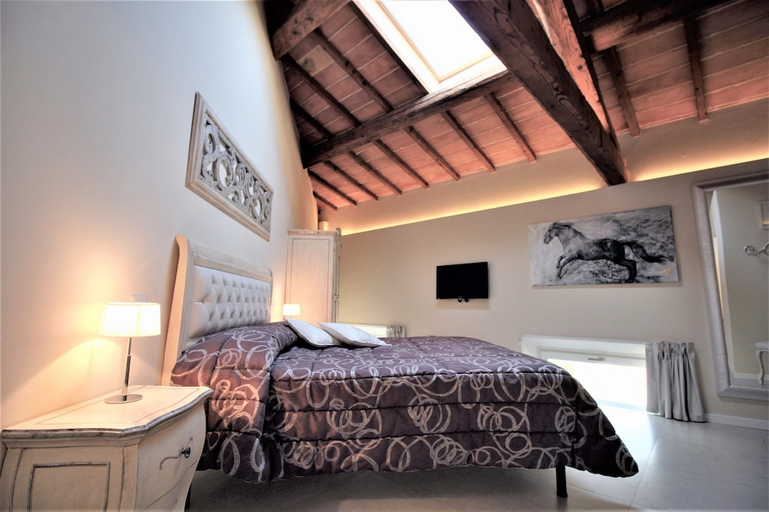 Bedroom 2, Villa Del Sole, Siena