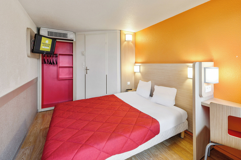 Bedroom 4, Premiere Classe Dijon Sud - Marsannay, Côte-d'Or