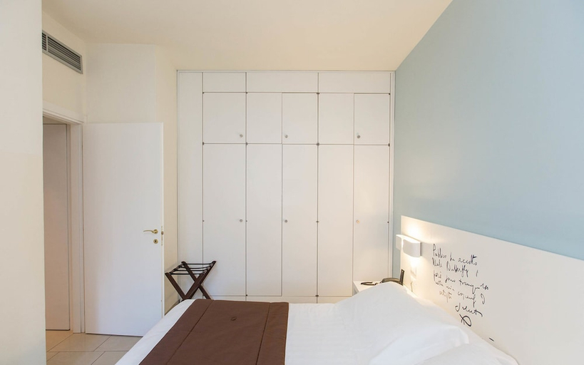 Bedroom 2, Hotel Residence Esplanade, Lucca
