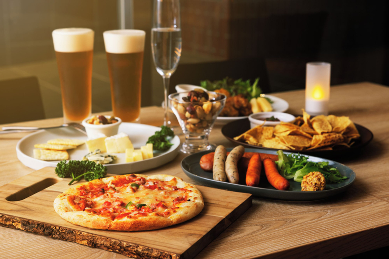 Food & Drinks 15