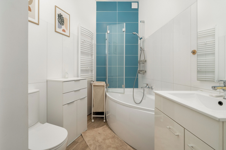 Bathroom 3, Large Family Poznan Apartment by Renters, Poznań City